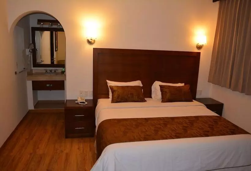 هتل Quinta Allende