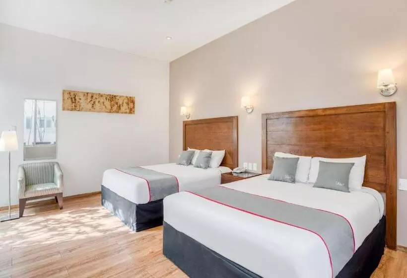 هتل Quinta Allende