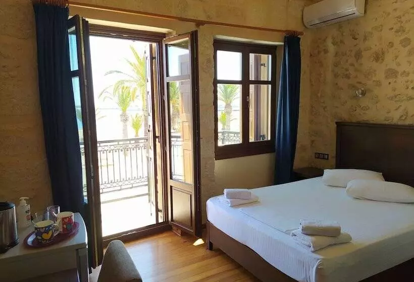 Hotel Sea Front Old Town