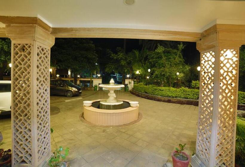 Отель Shiv Villa