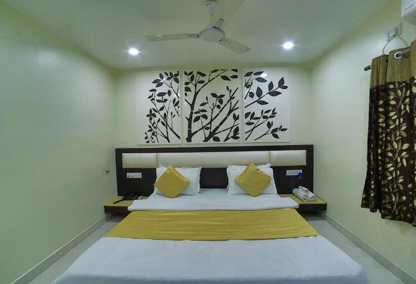 Отель Shiv Villa