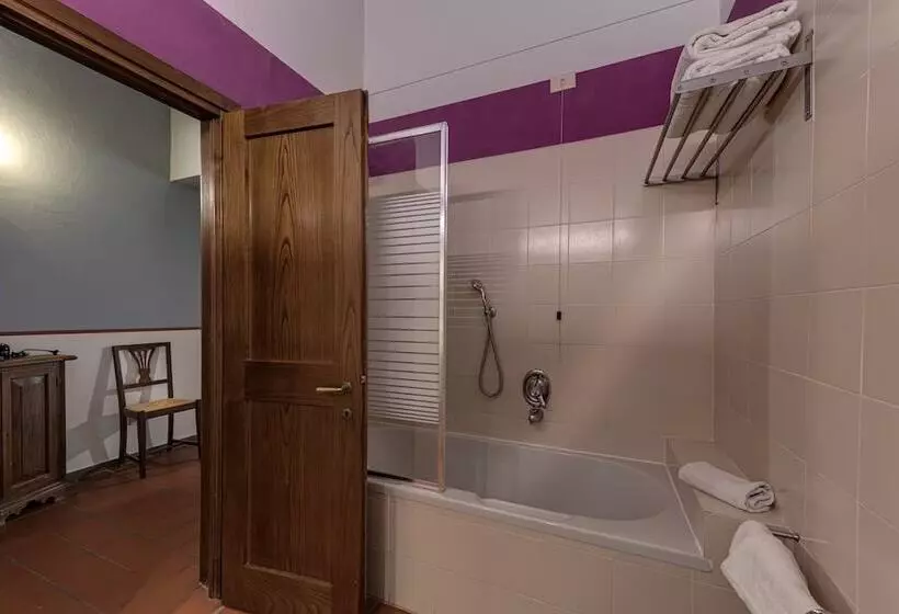 هتل Tenuta Il Corno