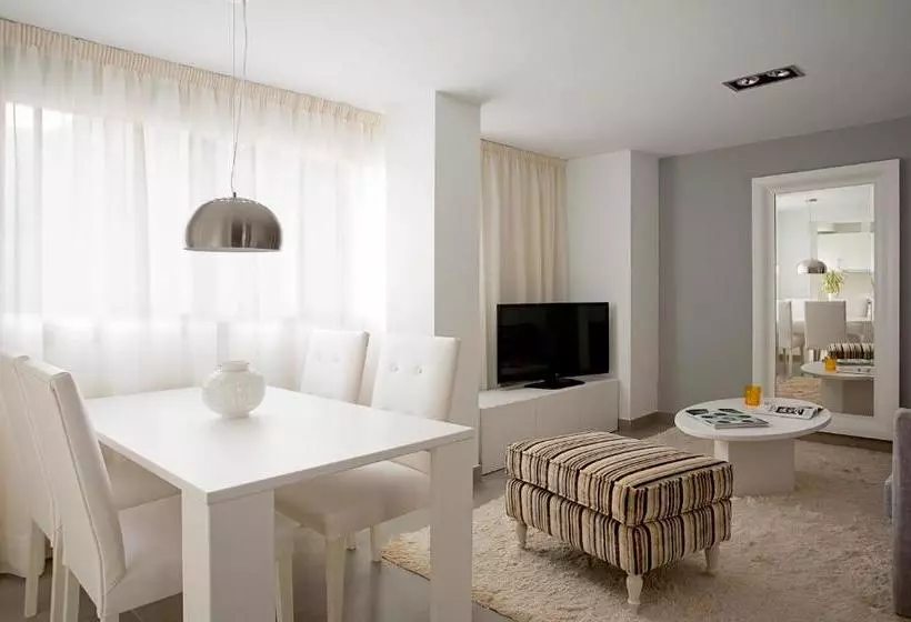 Málaga Andes Apartamentos