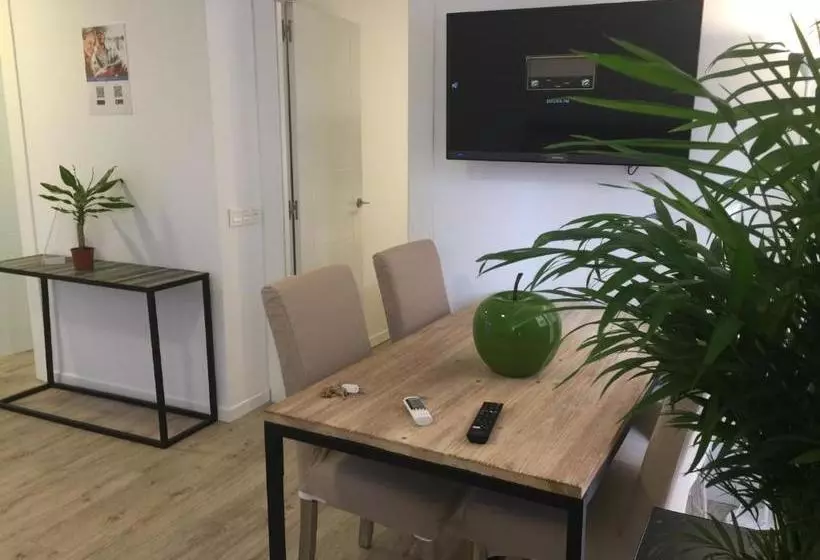 Málaga Andes Apartamentos