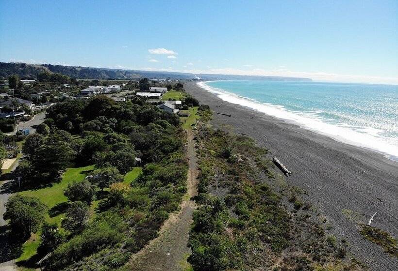 Napier Beach Top 10 Holiday Park & Motels