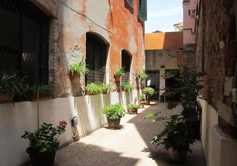 Majatalo Antica Raffineria