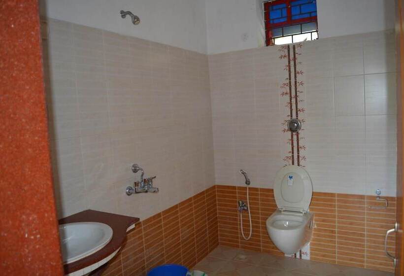 פנסיון Pebbles Guesthouse