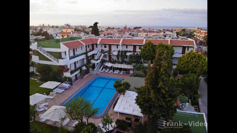 Terinikos Sunny Garden Hotel Junior Suites