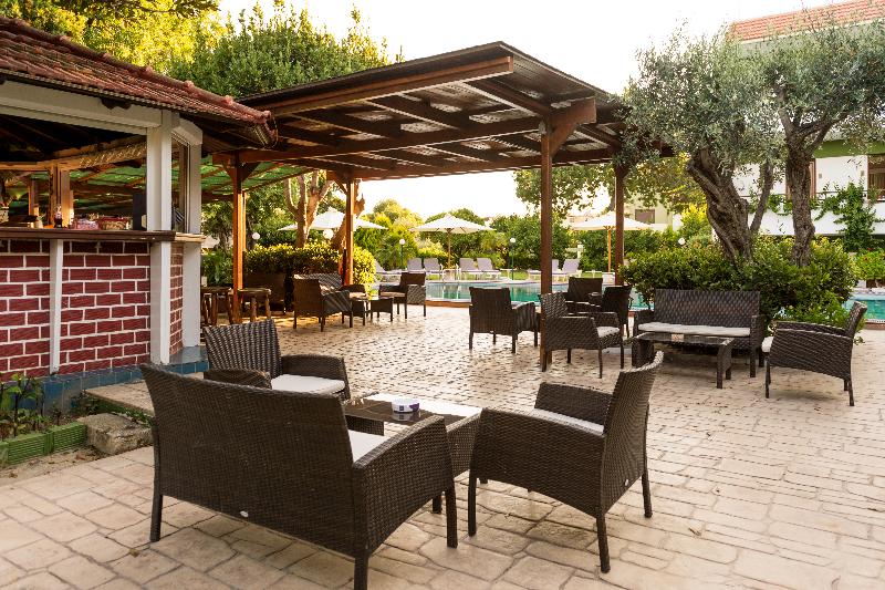 Terinikos Sunny Garden Hotel Junior Suites