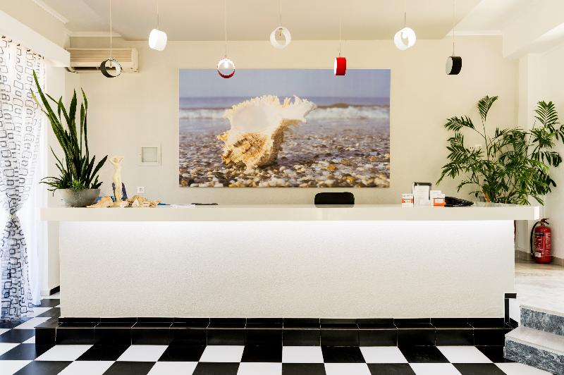 Terinikos Sunny Garden Hotel Junior Suites