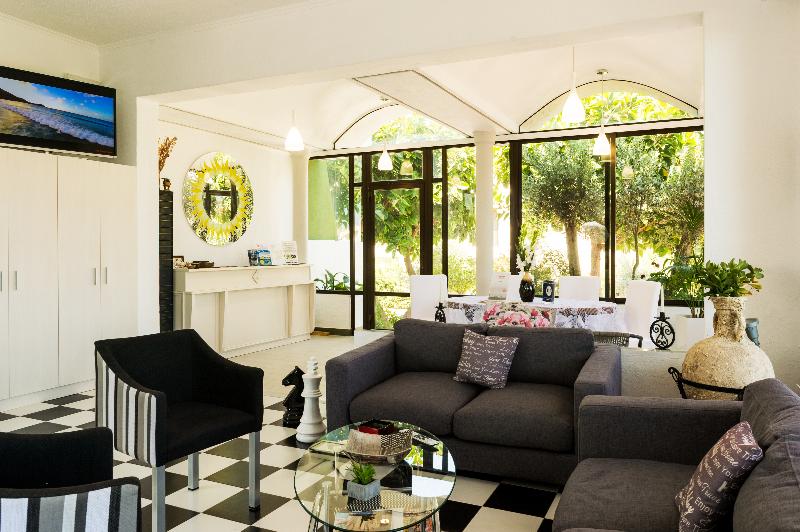 Terinikos Sunny Garden Hotel Junior Suites