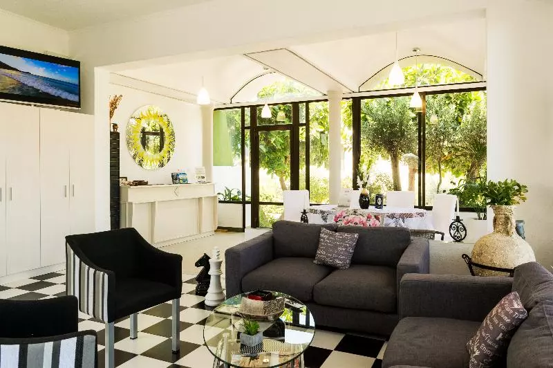 Terinikos Sunny Garden Hotel Junior Suites