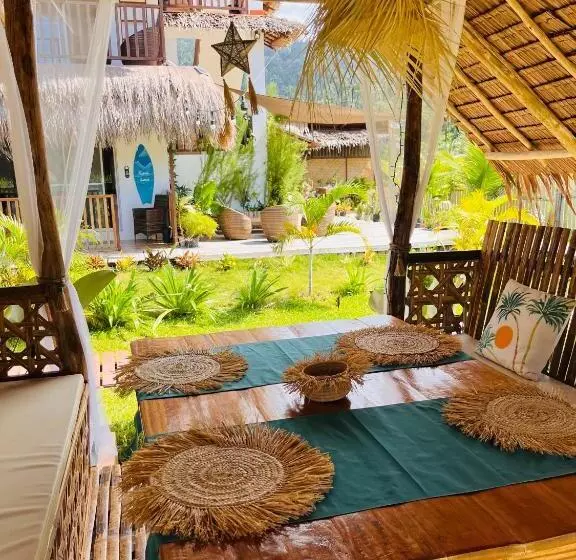 ペンション La Palapa Inn Port Barton