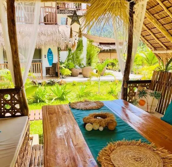 ペンション La Palapa Inn Port Barton