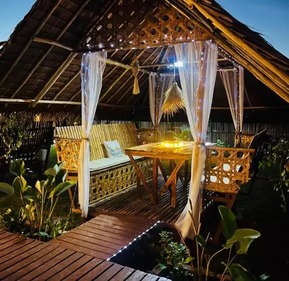 ペンション La Palapa Inn Port Barton