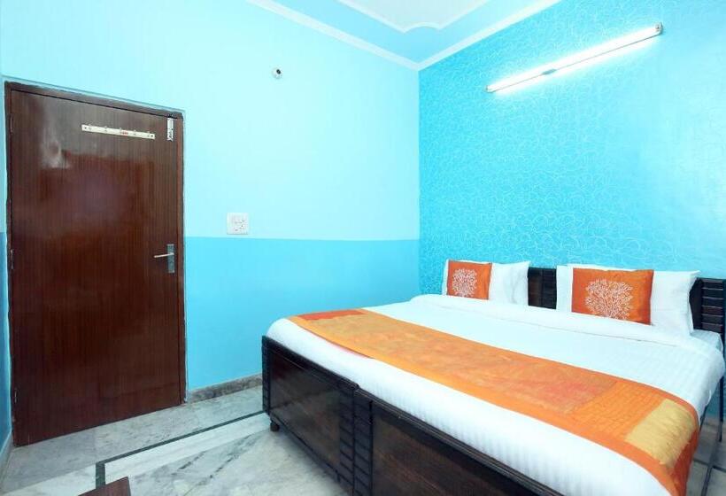 호텔 Oyo 11886 Crystal