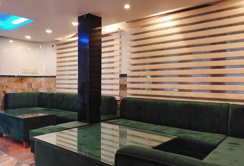 ホテル Pink White