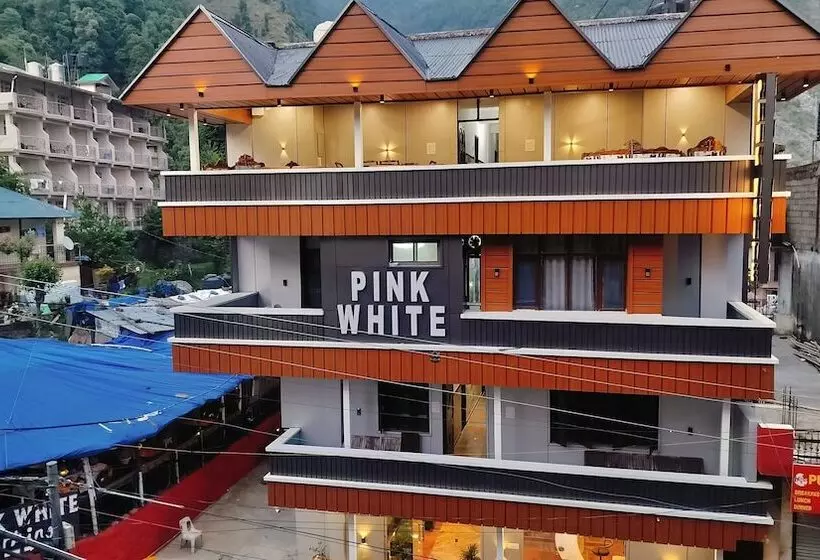 Hotelli Pink White