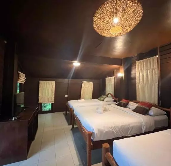 リゾートホテル Sonic Hill Koh Phangan