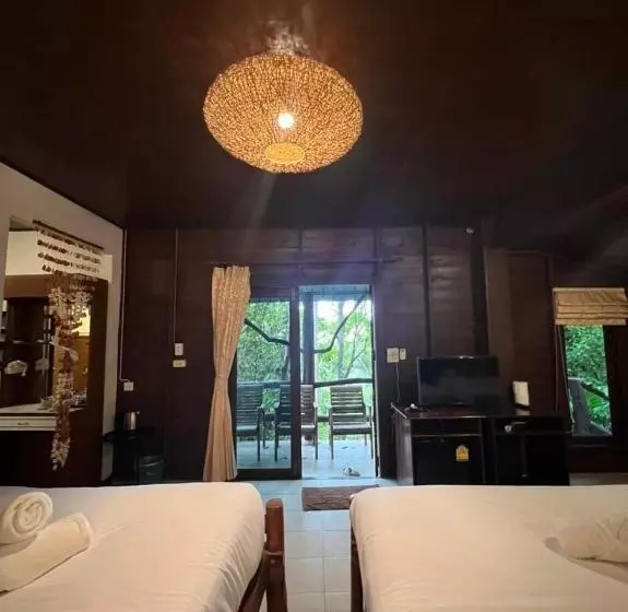 リゾートホテル Sonic Hill Koh Phangan