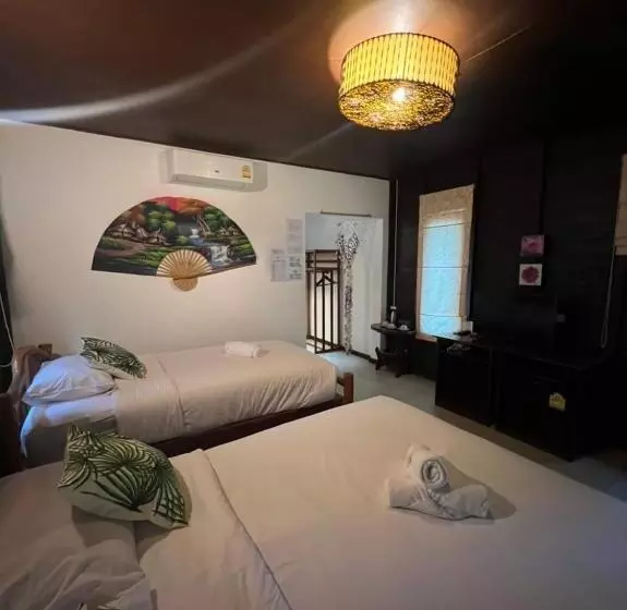 リゾートホテル Sonic Hill Koh Phangan
