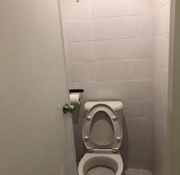 Labkoff Cafe And Hostel