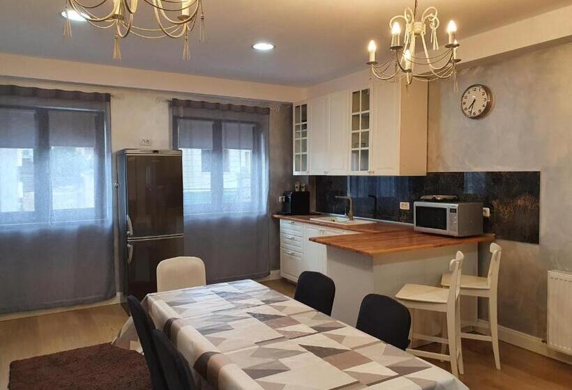 פנסיון French Boutique