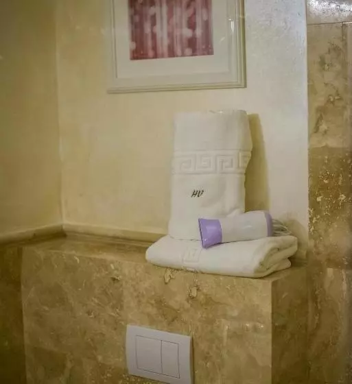 ペンション French Boutique