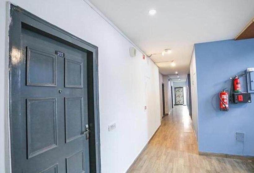 Fabhotel F9 Sector 51