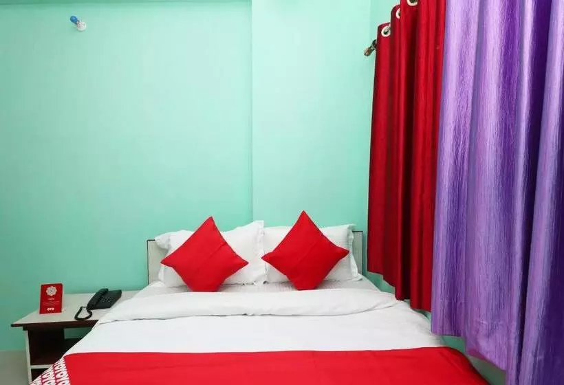 Hotelli Apan Guest House Near Acropolis Mall