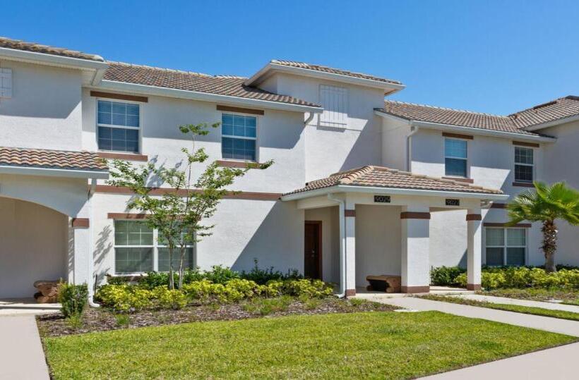 펜션 The Darlings Poolside Paradise