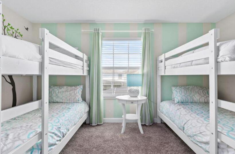 펜션 The Darlings Poolside Paradise