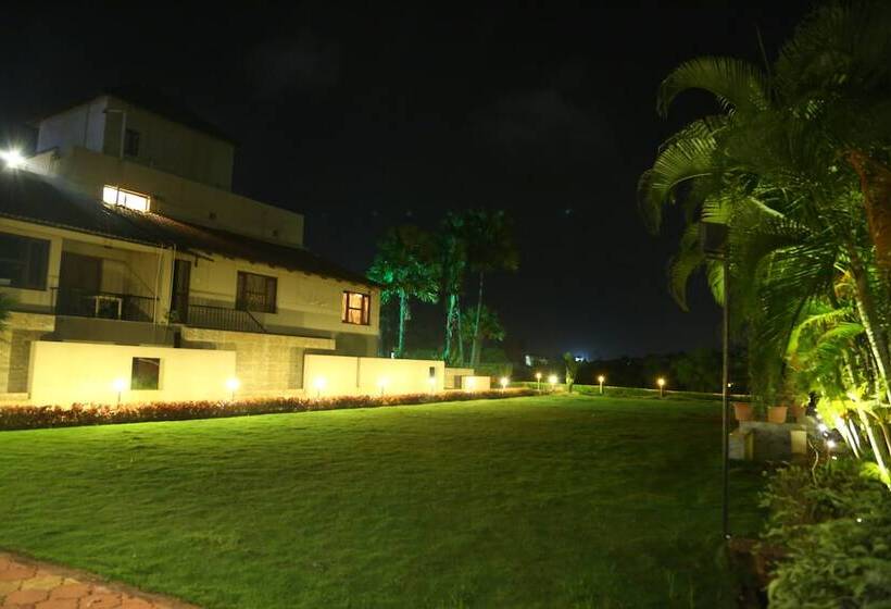 Cotton County Club And Resort