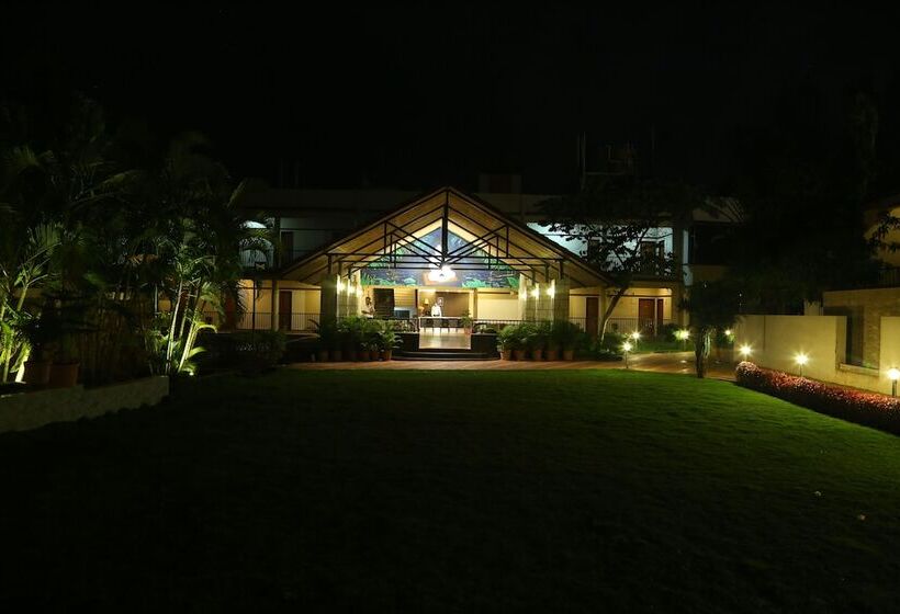 Cotton County Club And Resort