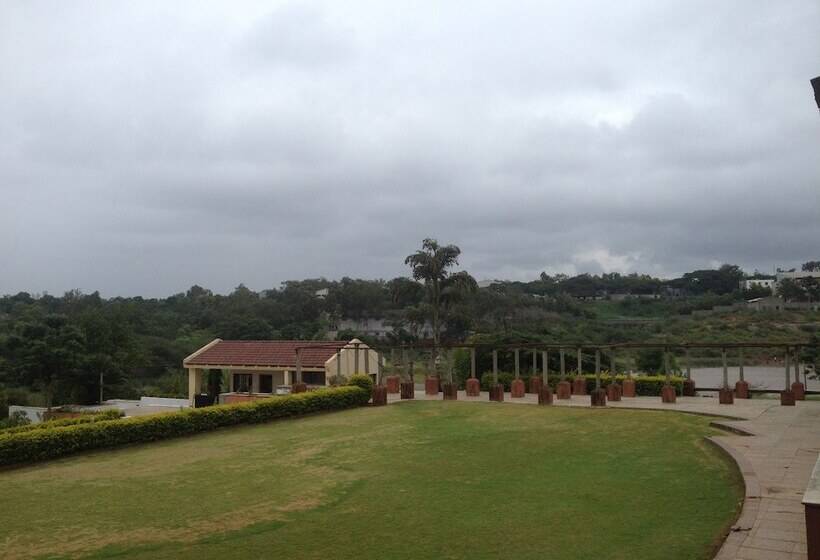 Cotton County Club And Resort