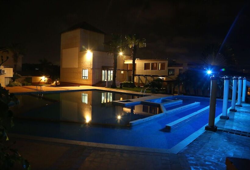 Cotton County Club And Resort