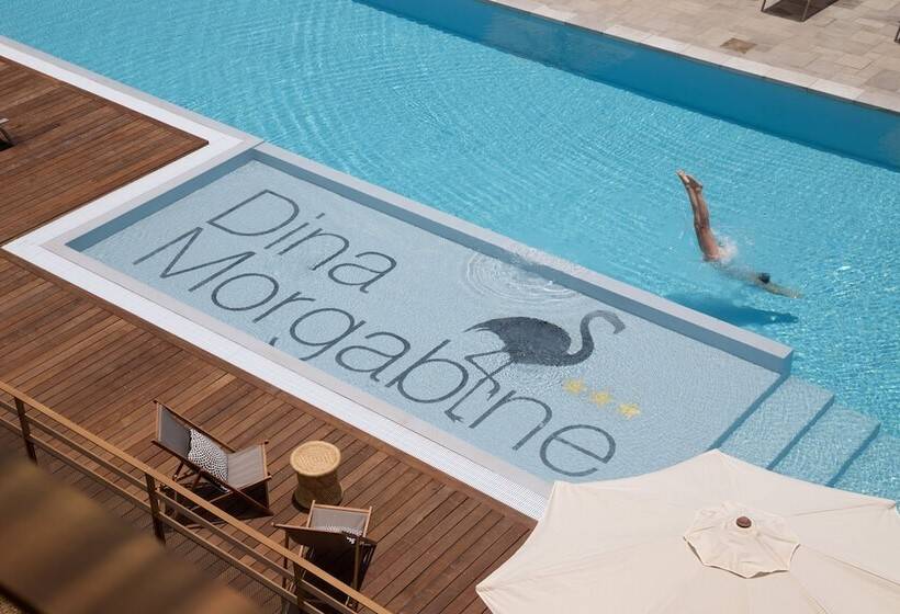 Dina Morgabine Saint Gilles