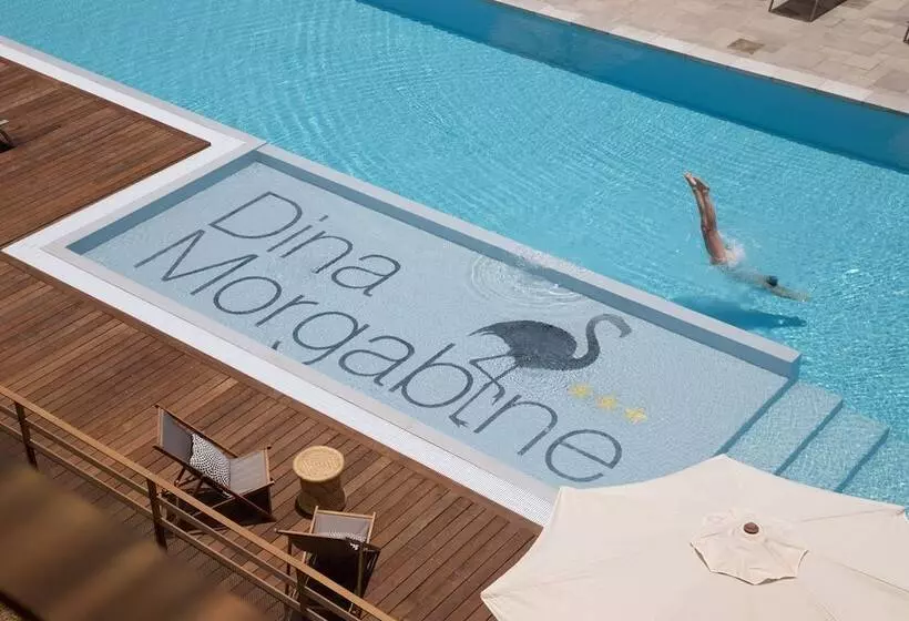 Dina Morgabine Saint Gilles