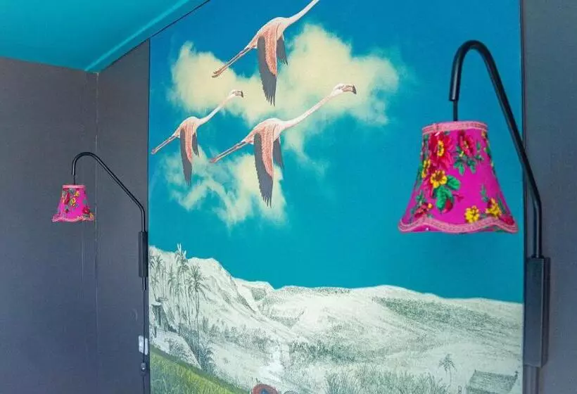 Dina Morgabine Saint Gilles