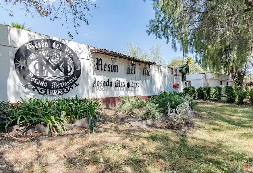 簡易ホテル Meson Del Rio Posada Mexiquense