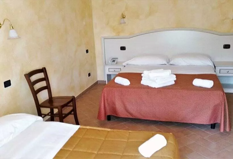 ホテル Agriturismo La Rocca Dei Briganti