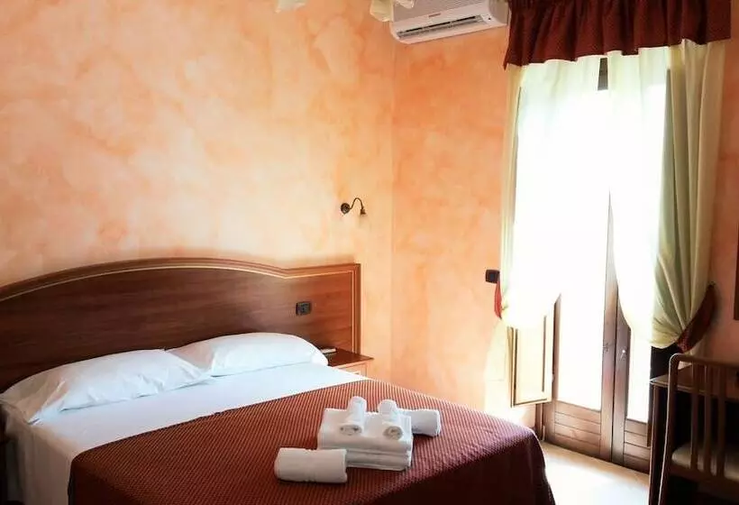 ホテル Agriturismo La Rocca Dei Briganti