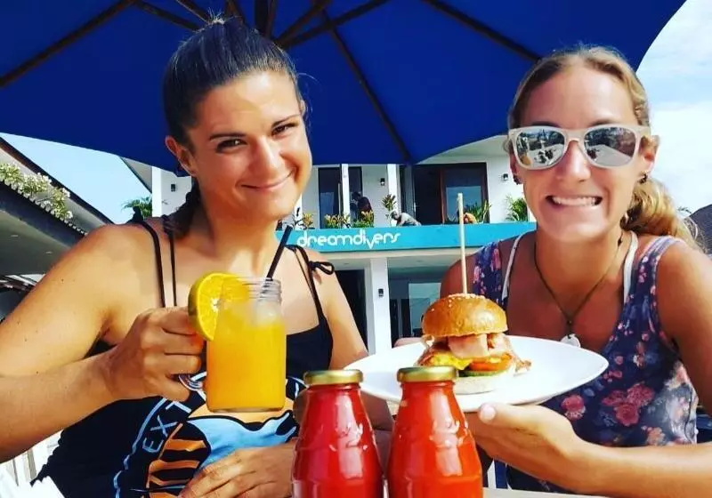 호텔 Dream Divers Resort