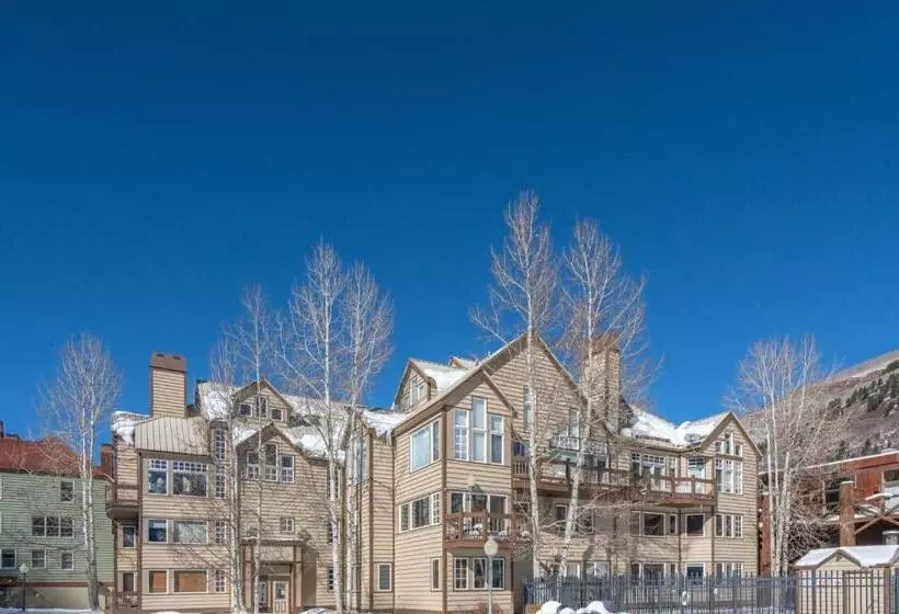 호텔 Etta Place Too 106