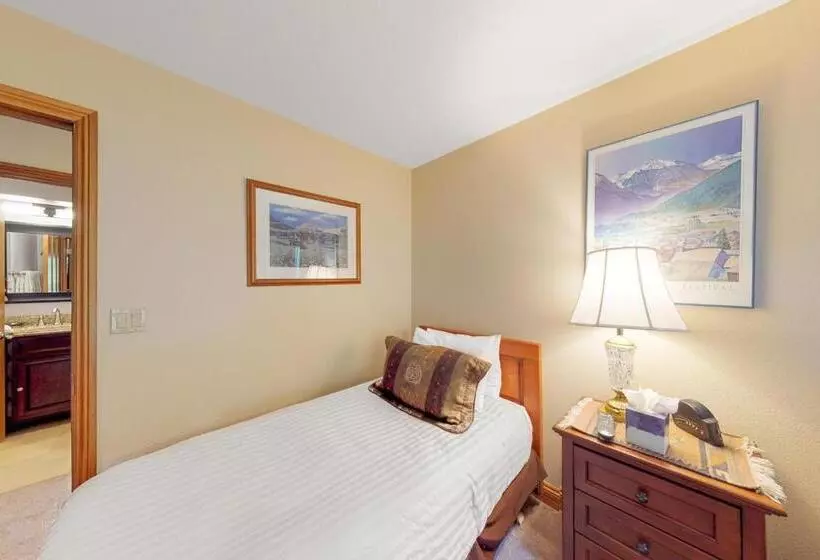 호텔 Etta Place Too 106