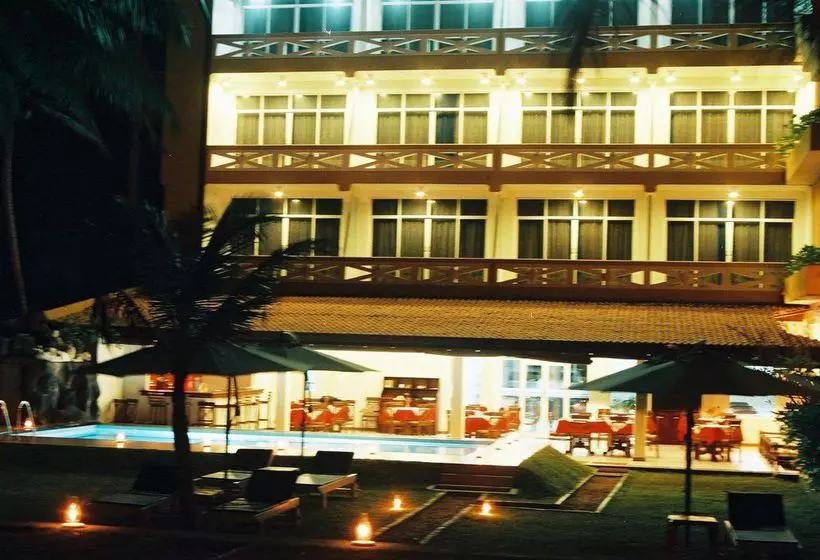 Hotelli Garden Beach