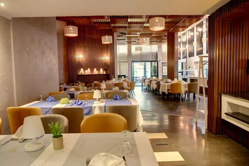 酒店 Lac Leman, Les Berges Du Lac