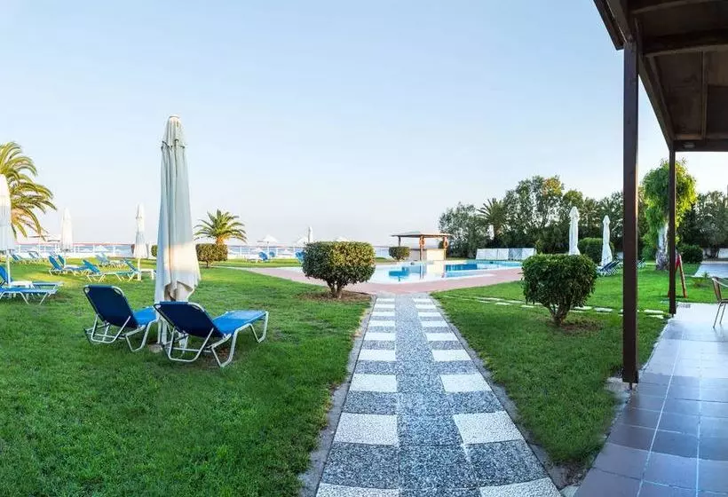 Отель Leonanti Village