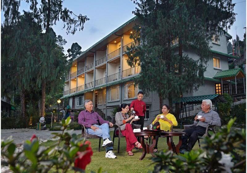 هتل Summit Barsana Resort & Spa