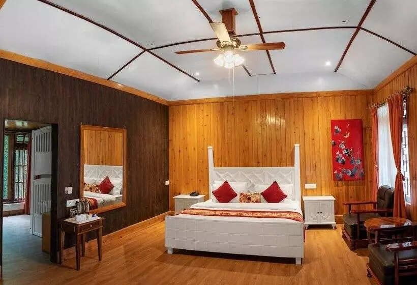 هتل Summit Barsana Resort & Spa